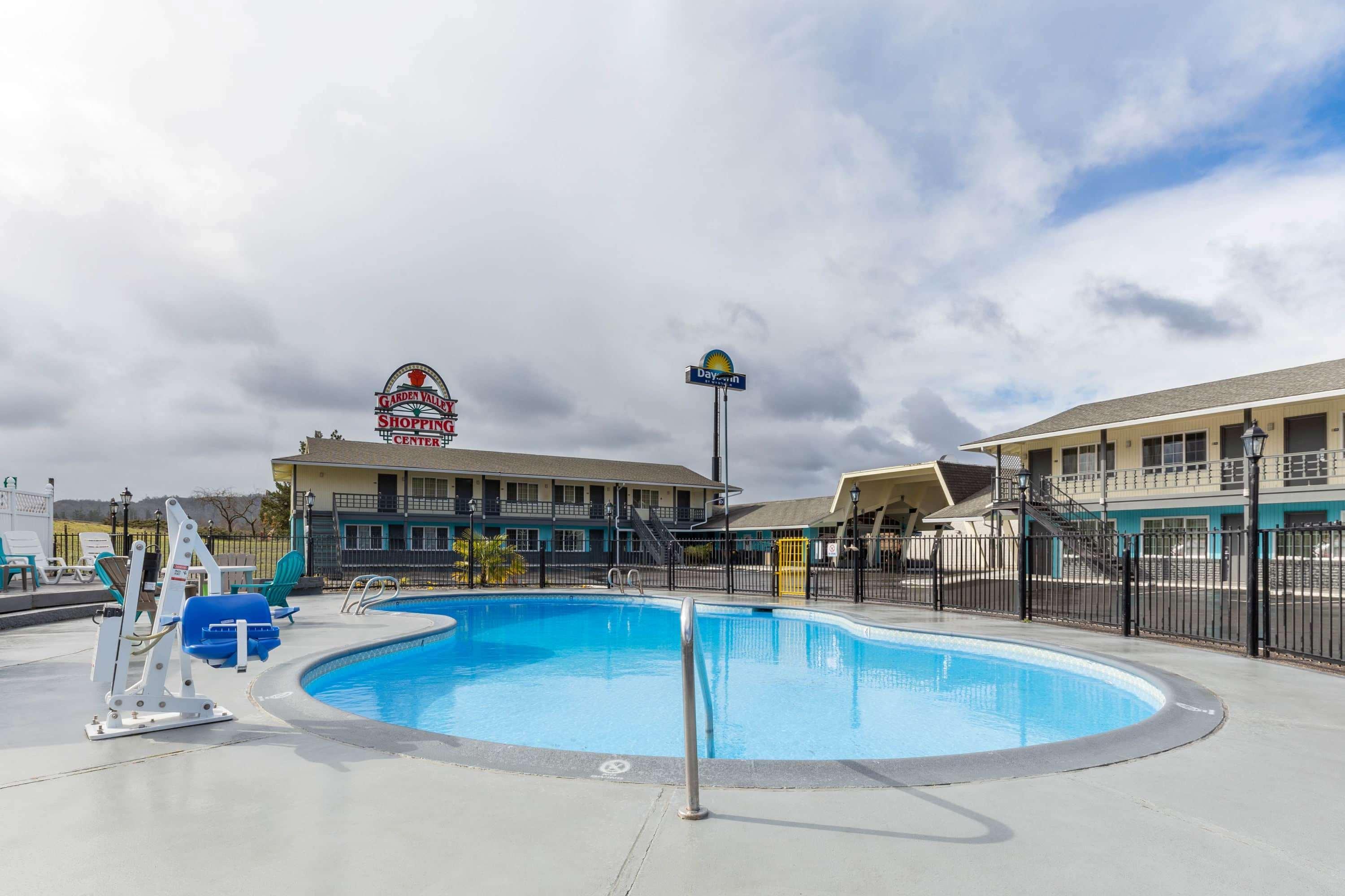 Rosewood Inn & Suites Roseburg Dış mekan fotoğraf