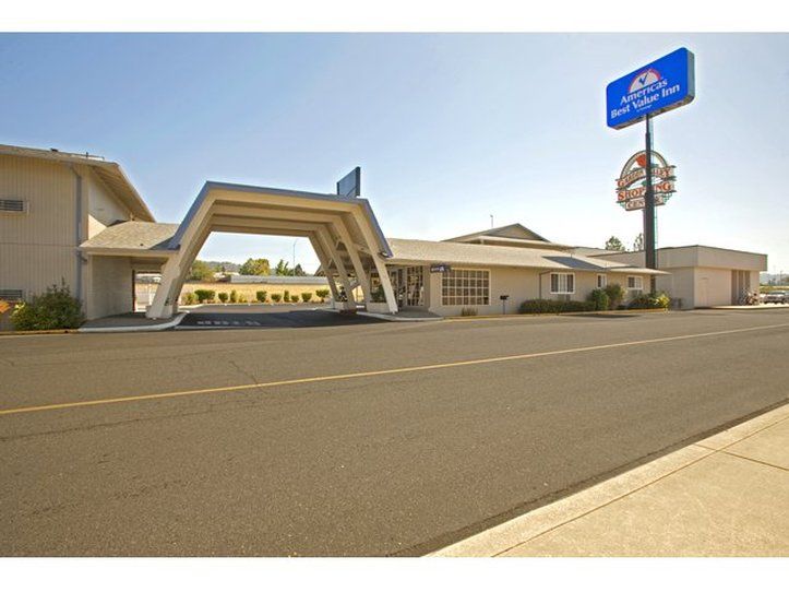 Rosewood Inn & Suites Roseburg Dış mekan fotoğraf